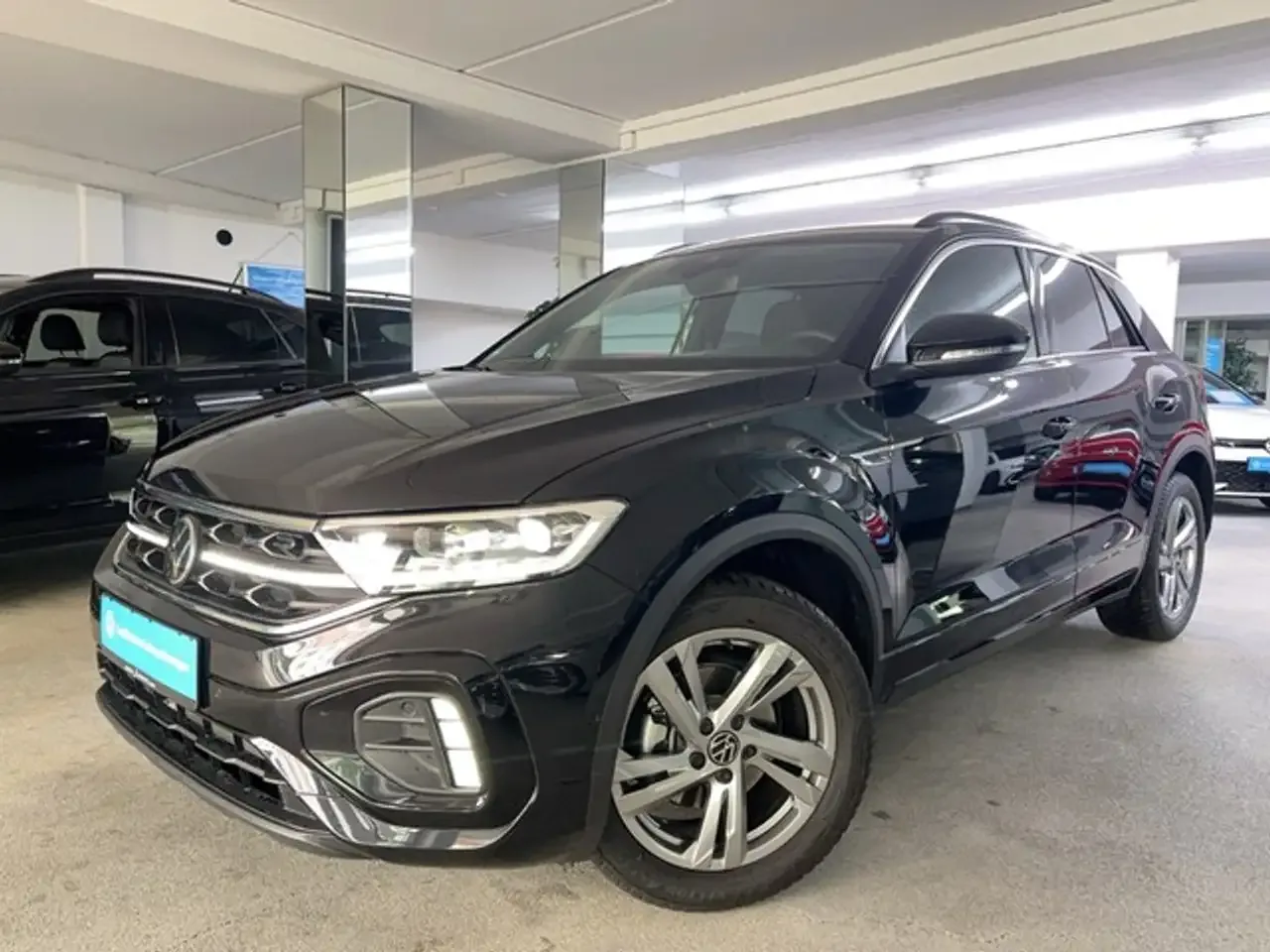 Volkswagen T-Roc (2025) — foto 1
