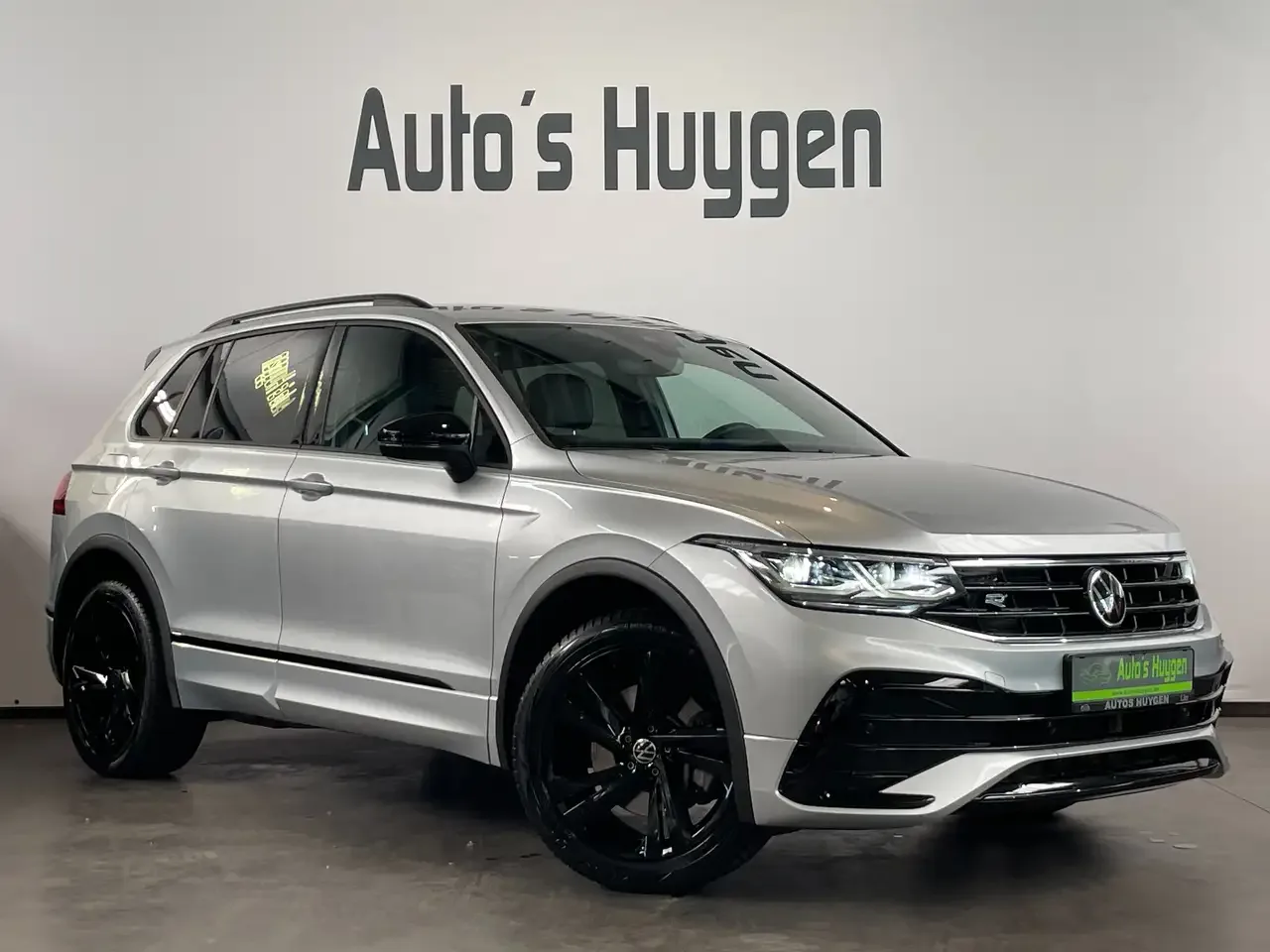Volkswagen Tiguan (2021) — foto 1
