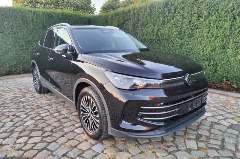 Volkswagen Tiguan (2024)