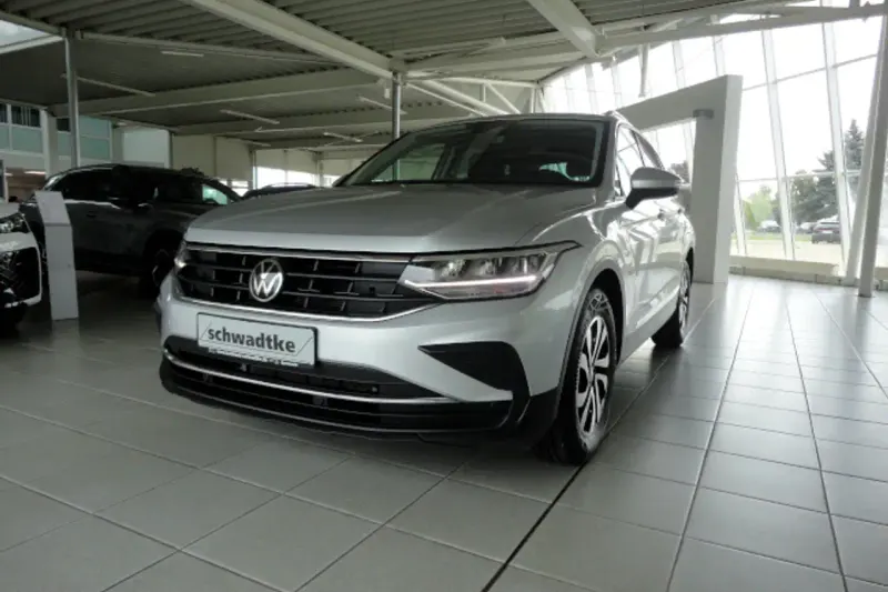 Volkswagen Tiguan (2022)