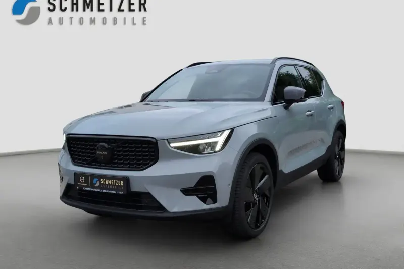 Volvo XC40 (2025)