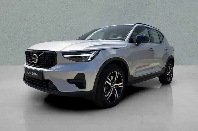 Volvo XC40 (2024)