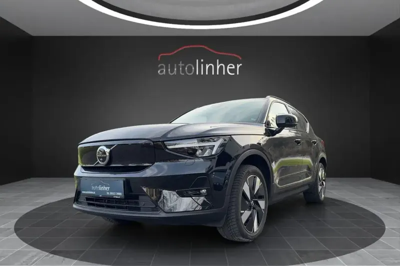 Volvo XC40 (2023)