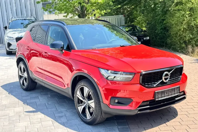 Volvo XC40 (2022)