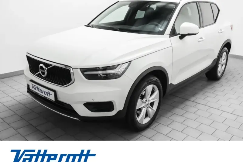 Volvo XC40 (2022)