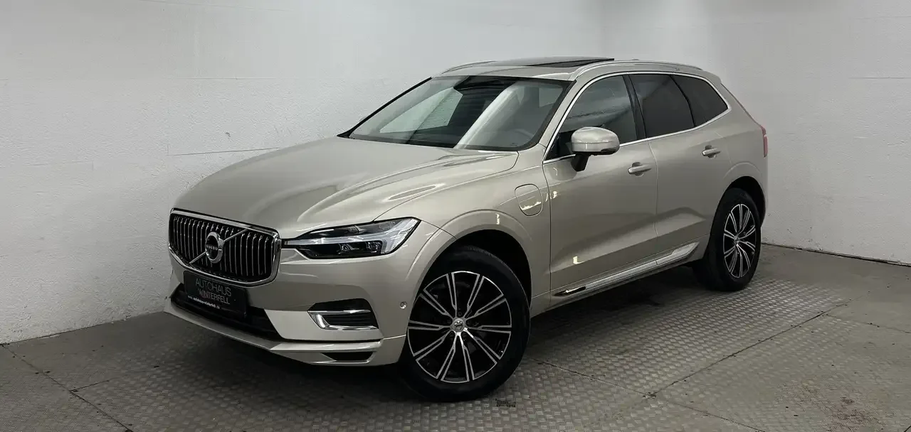 Volvo XC60 (2021) — foto 1