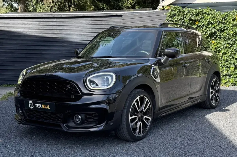 MINI Cooper S (2021)