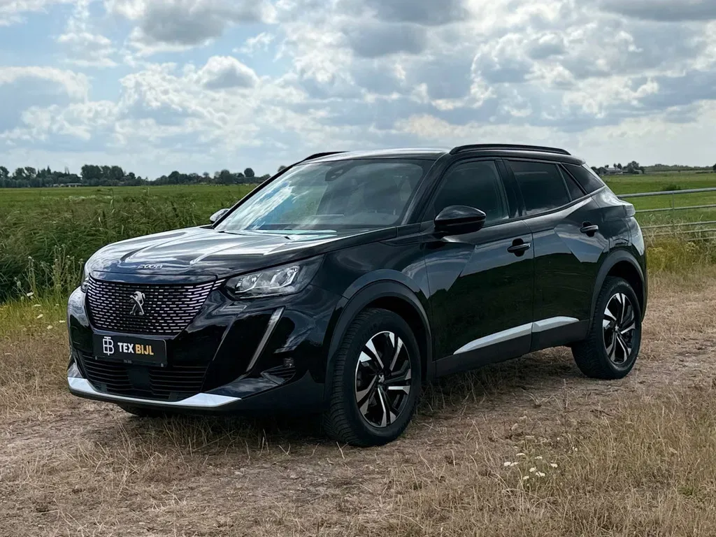 Peugeot 2008 (2021) — foto 1