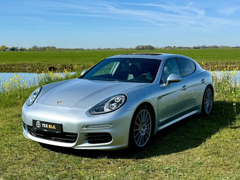 Porsche Panamera (2016) — foto 1