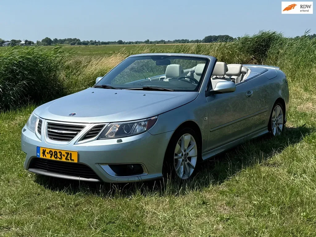 Saab 9-3 (2010) — foto 1