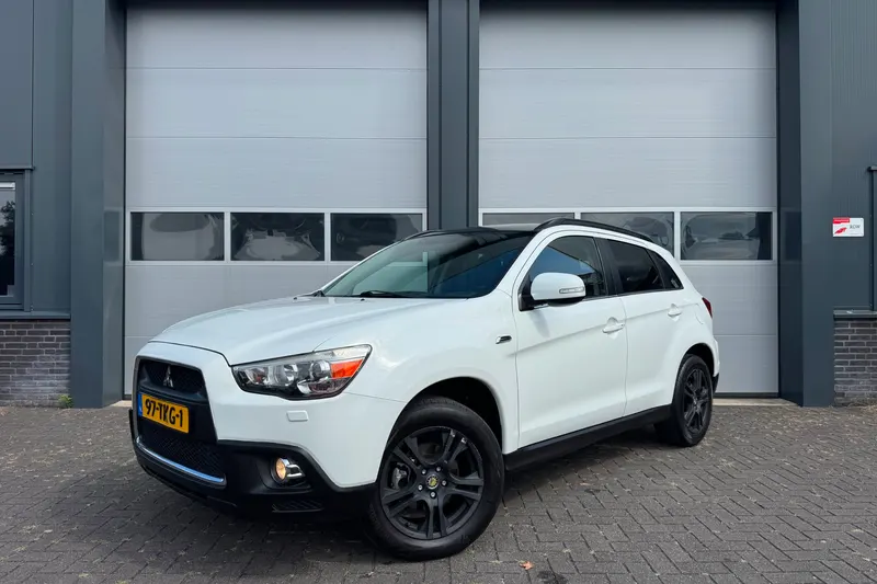 Mitsubishi ASX (2012)