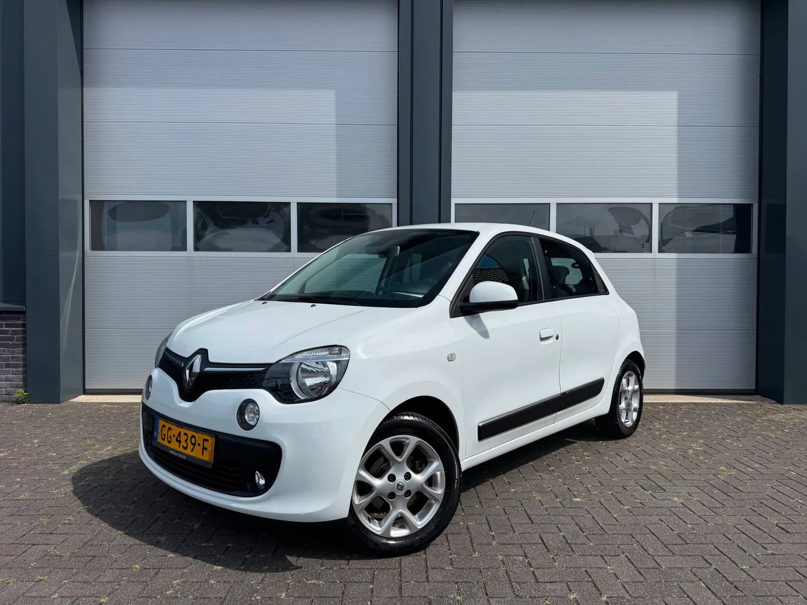 Renault Twingo (2015) — foto 1