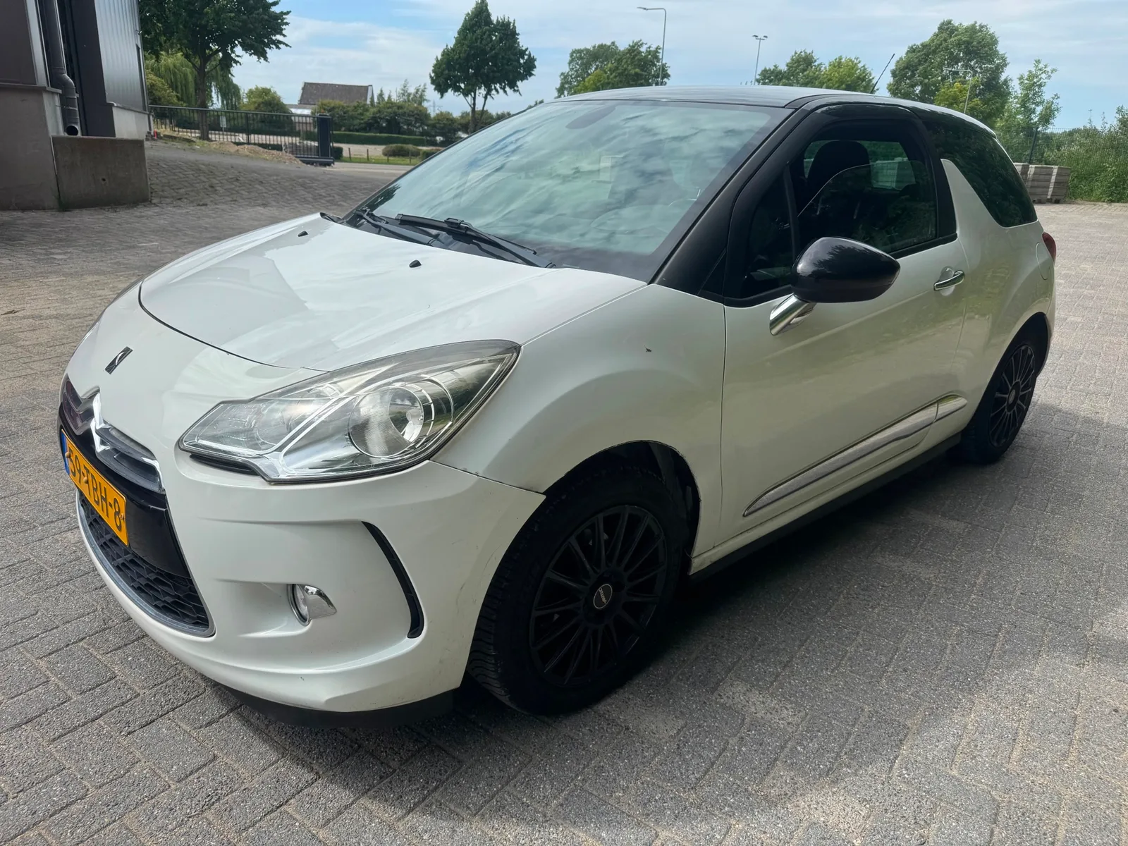 Citroën DS3 (2012) — foto 1
