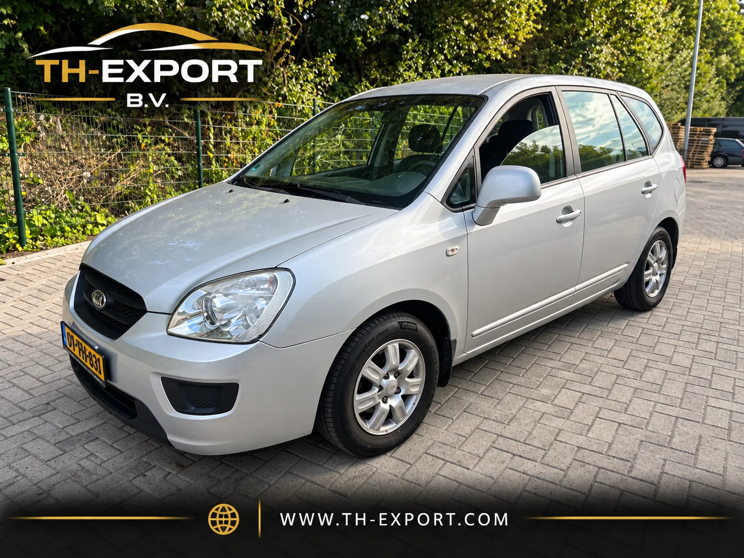 Kia Carens (2007) — foto 1