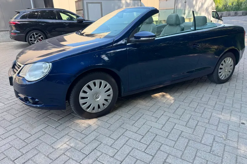 Volkswagen Eos (2009)