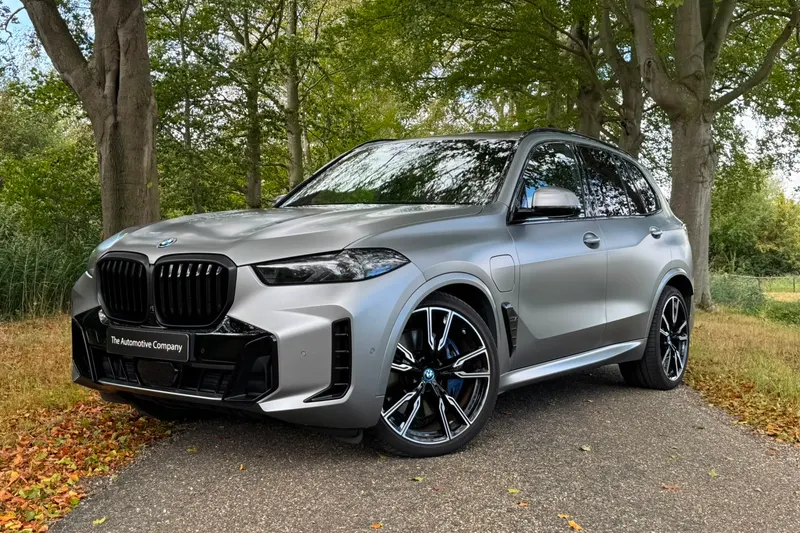 BMW X5 (2023)