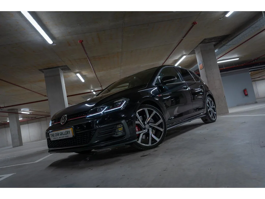 Volkswagen Golf (2017) — foto 1