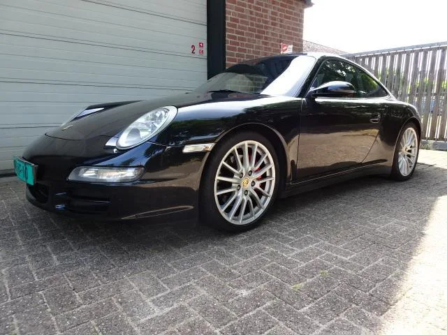 Porsche 911 (2006) — foto 1