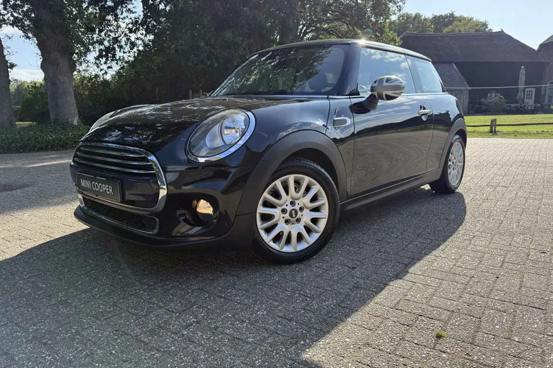 MINI Cooper (2015)