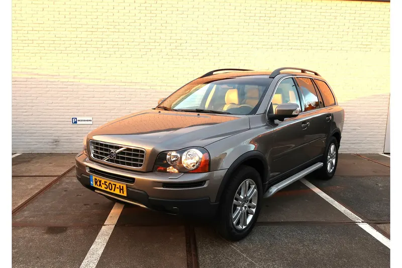 Volvo XC90 (2008)