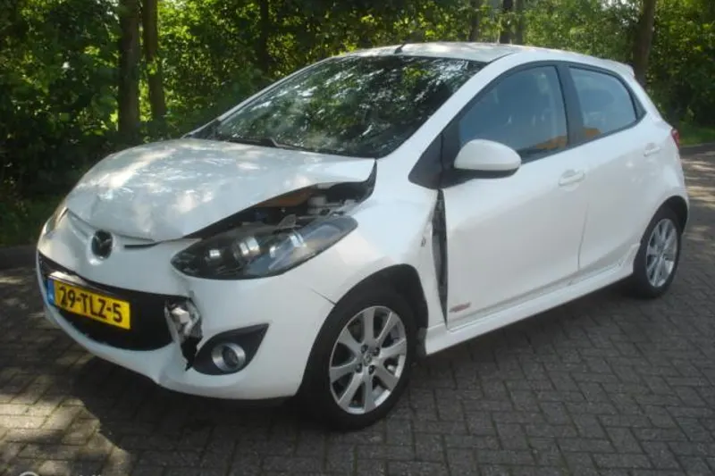 Mazda 2 (2012)