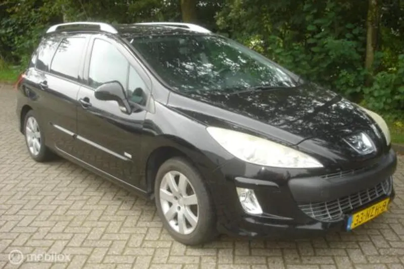 Peugeot 308 (2011)