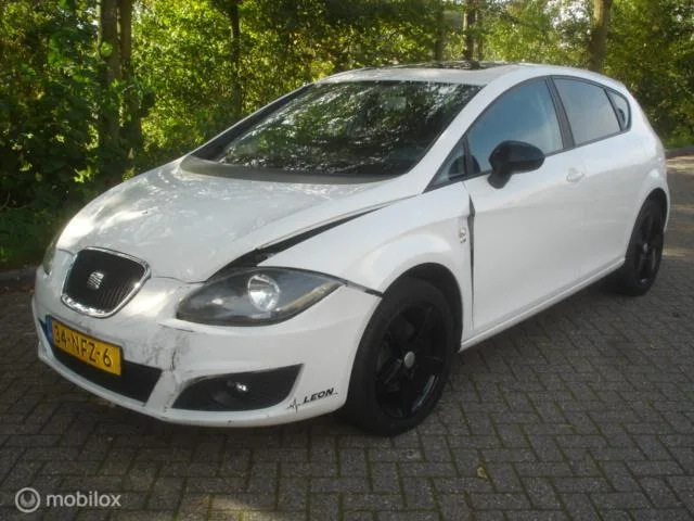 SEAT Leon (2009) — foto 1
