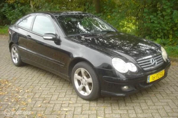 Mercedes-Benz C-Klasse (2005) — foto 1