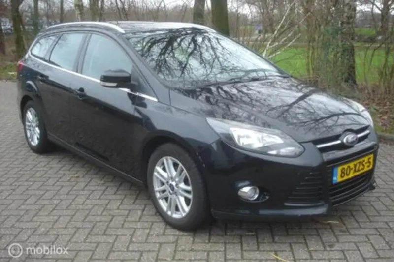 Ford Focus (2012)