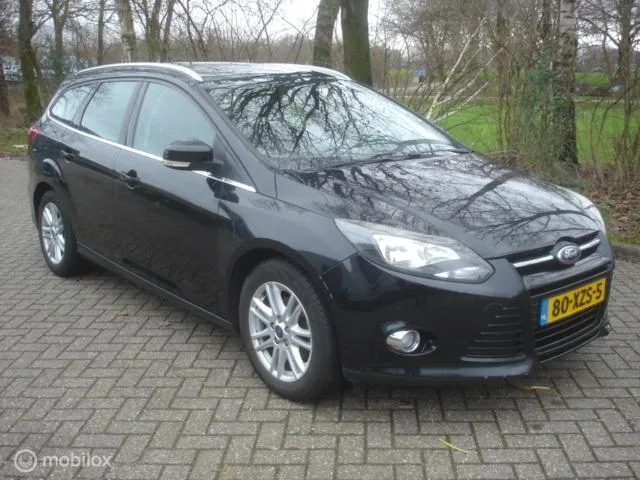 Ford Focus (2012) — foto 1