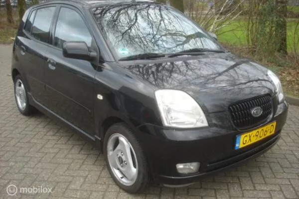 Kia Picanto (2015) — foto 1