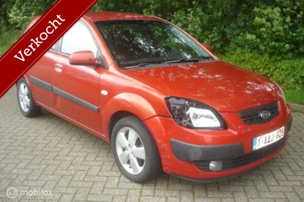 Kia Rio (2008) — foto 1