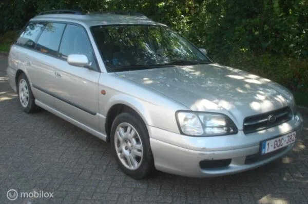 Subaru Legacy (2001) — foto 1