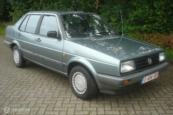 Volkswagen Jetta (1989) — foto 1