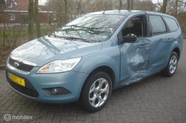 Ford Focus (2008) — foto 1