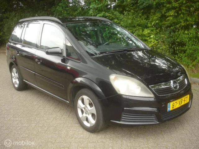 Opel Zafira (2006) — foto 1