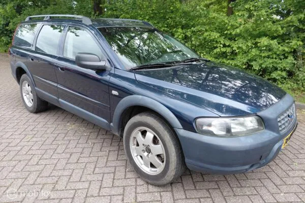 Volvo XC70 (2003) — foto 1