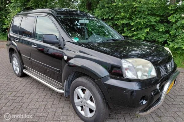 Nissan X-Trail (2007) — foto 1