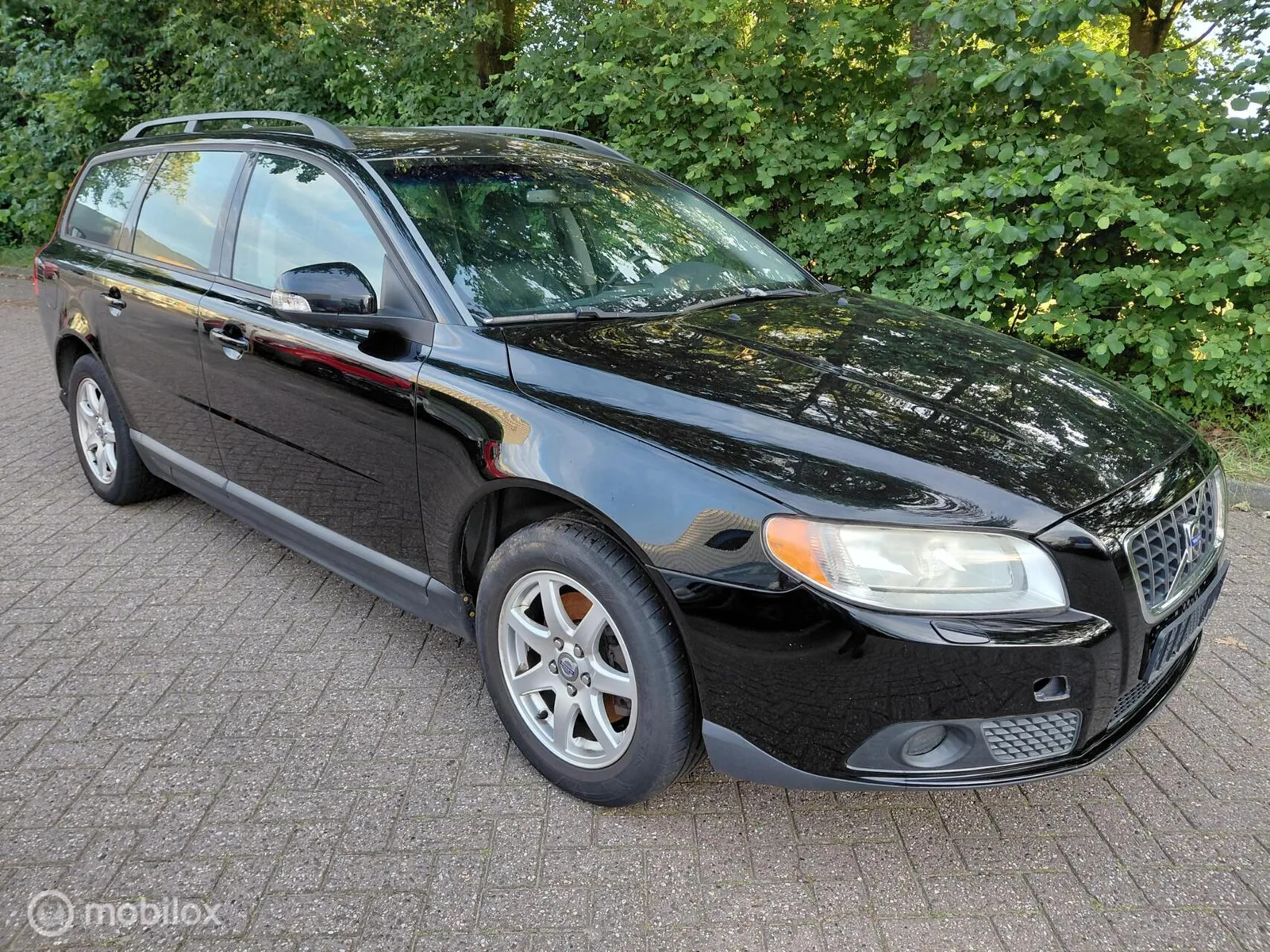 Volvo V70 (2009) — foto 1
