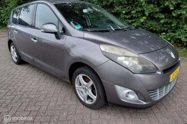 Renault Scénic (2016) — foto 1