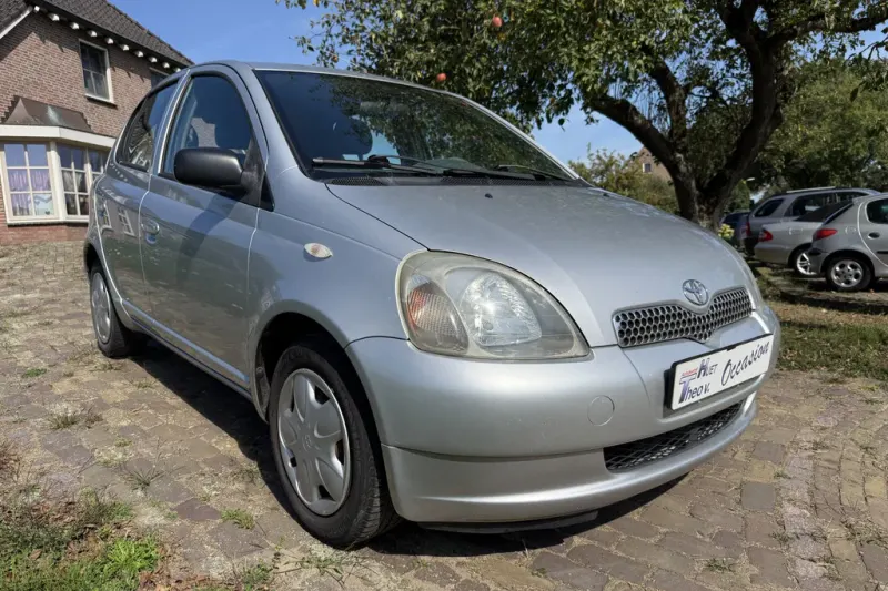 Toyota Yaris (2000)