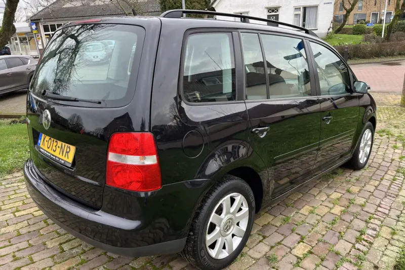 Volkswagen Touran (2006)
