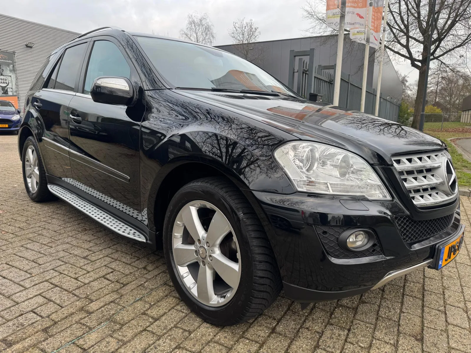 Mercedes-Benz ML-Klasse (2008) — foto 1