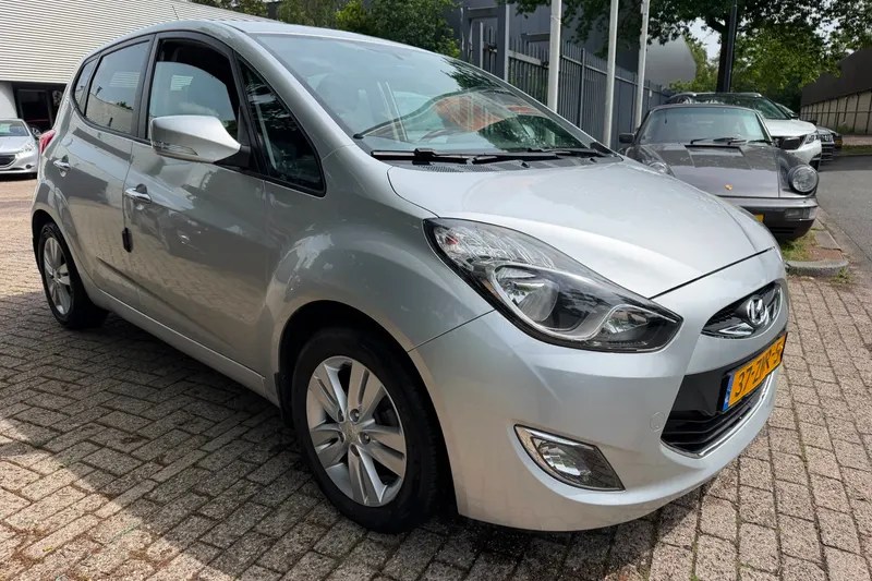 Hyundai ix20 (2013)