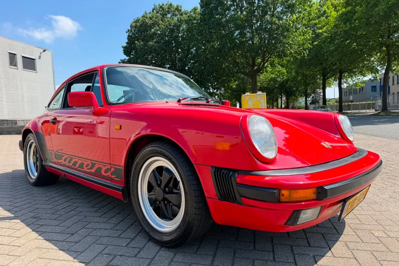 Porsche 911 (1986)