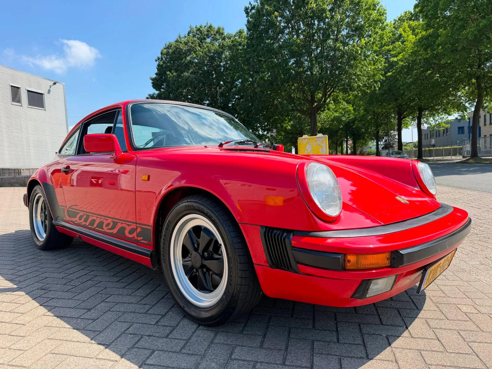 Porsche 911 (1986) — foto 1
