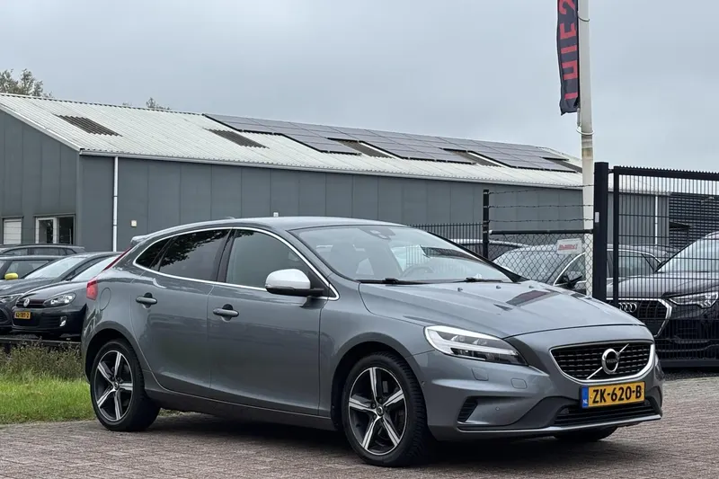 Volvo V40 (2019)
