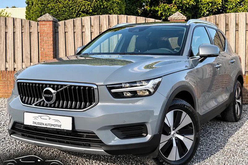 Volvo XC40 (2022)
