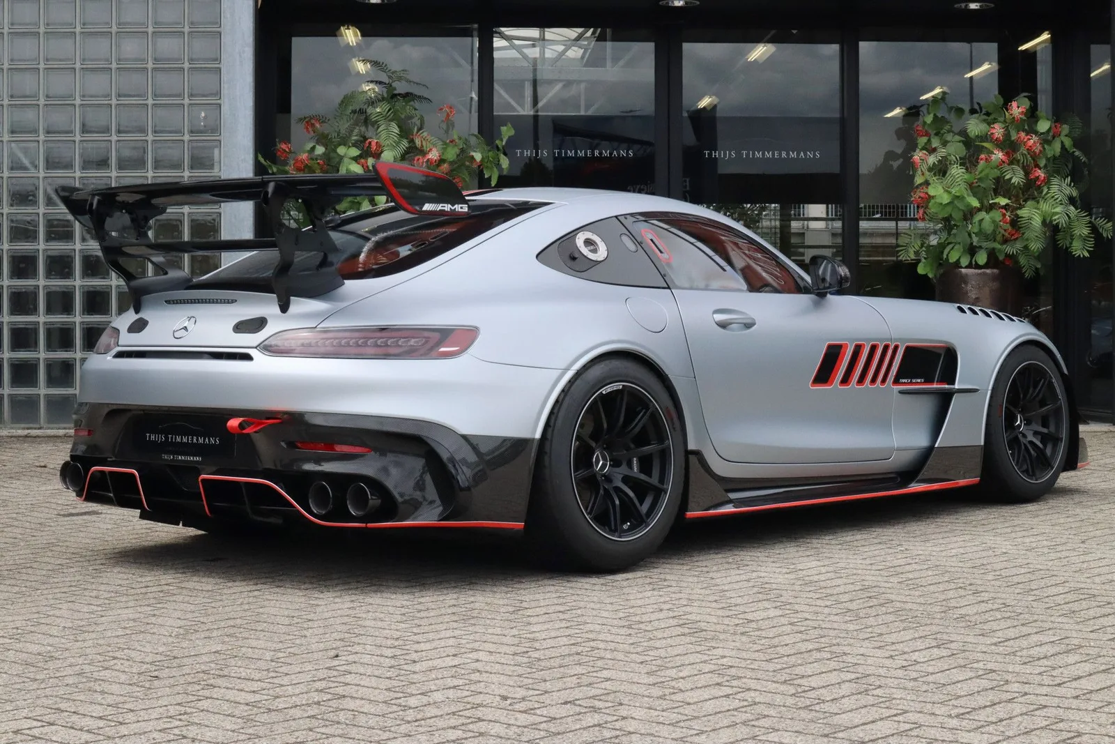 Mercedes-Benz 0 (2026) — foto 1