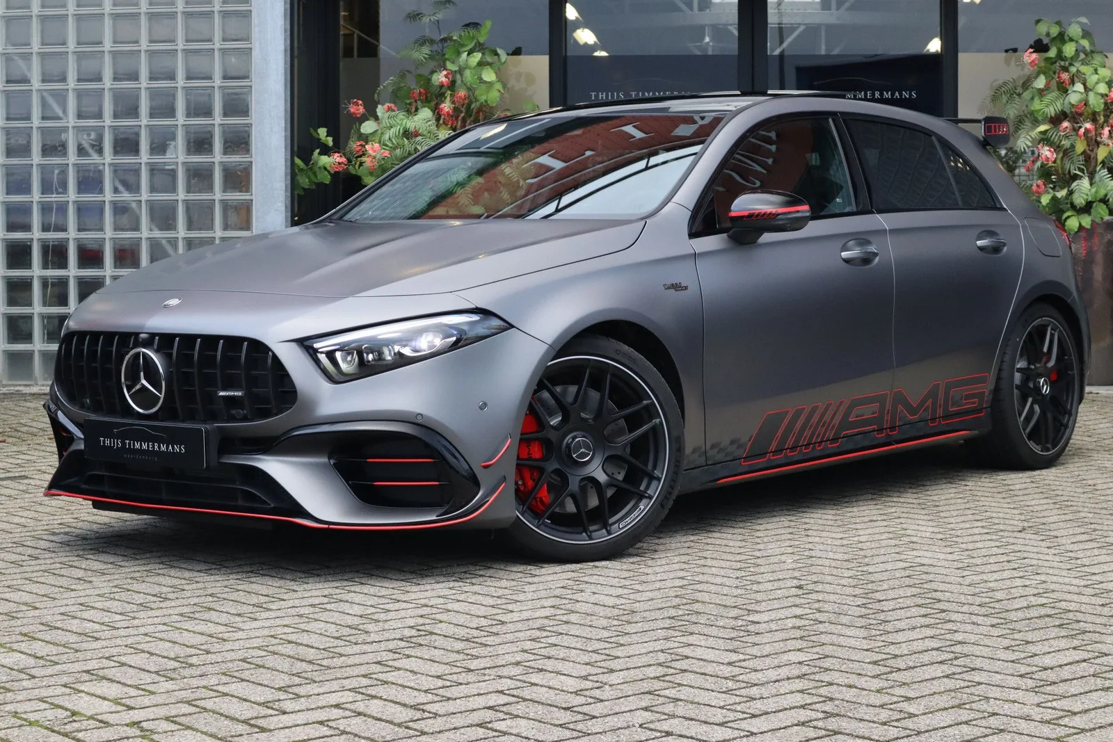 Mercedes-Benz 0 (2024) — foto 1